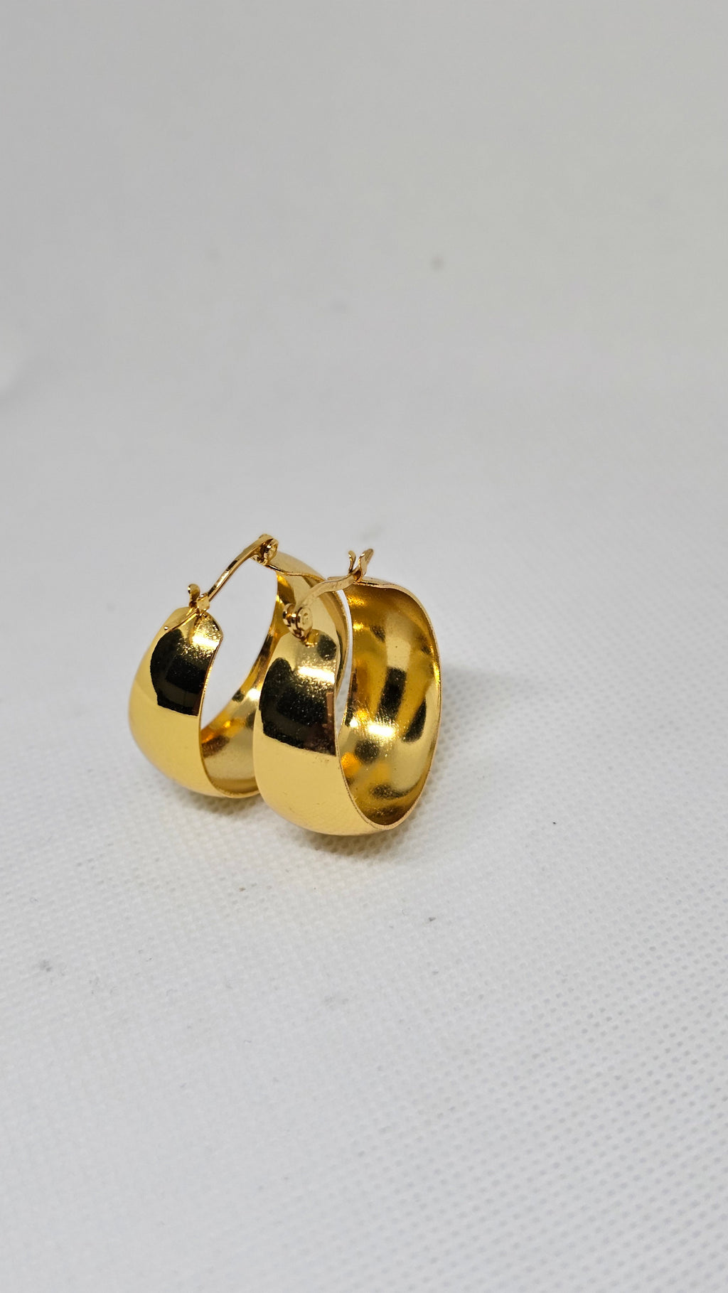 ZURI - Statement Hoop Earrings
