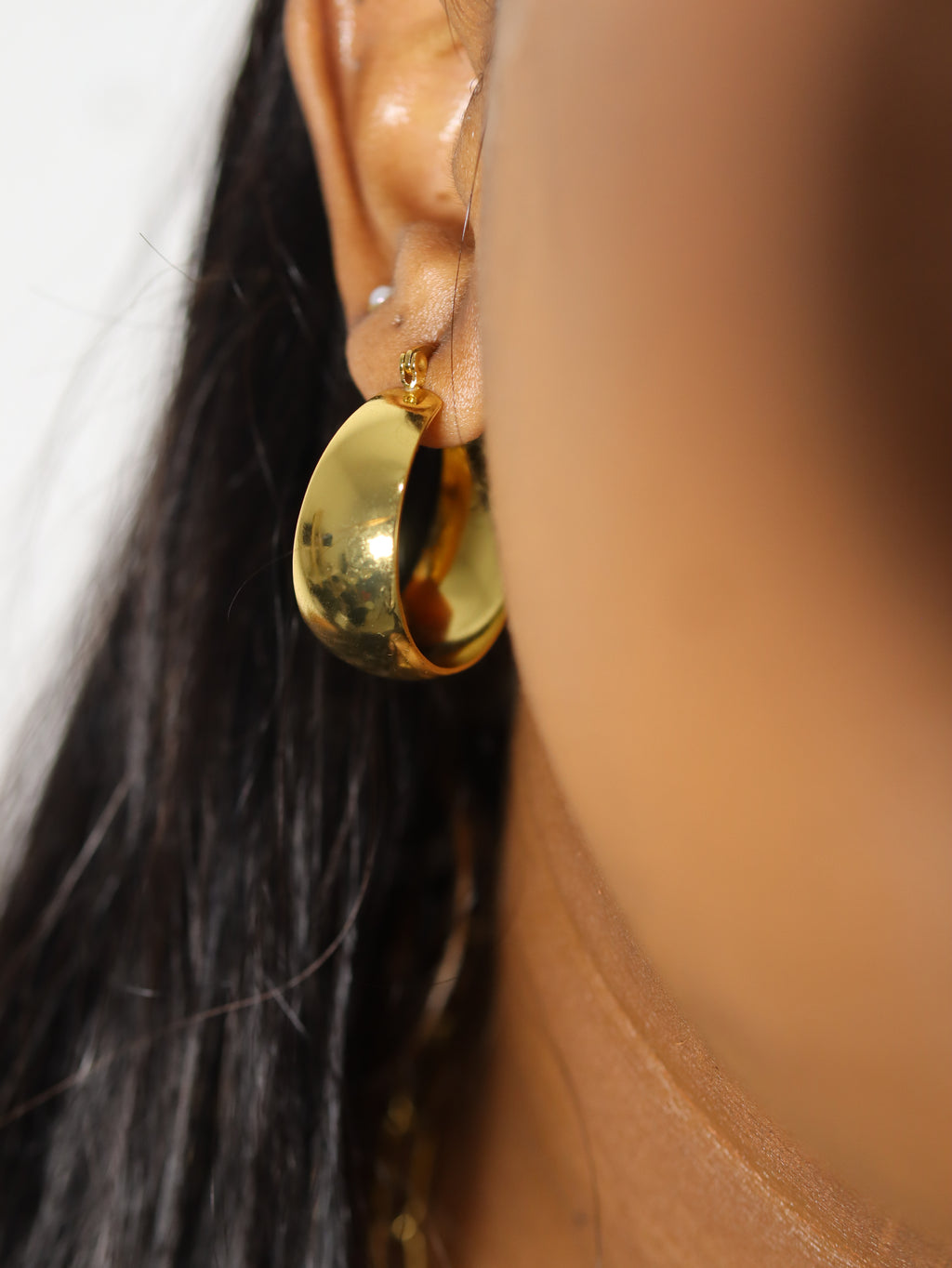 ZURI - Statement Hoop Earrings